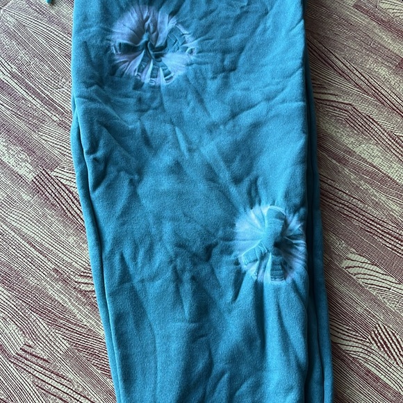 🚨LAST CHANCE🚨 Rae Dunn tie dye sweatpants in Jr Large - NWOT - Picture 7 of 15